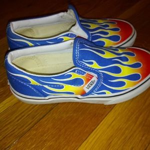 💙Vans Off the Wall Boys 13 shoes